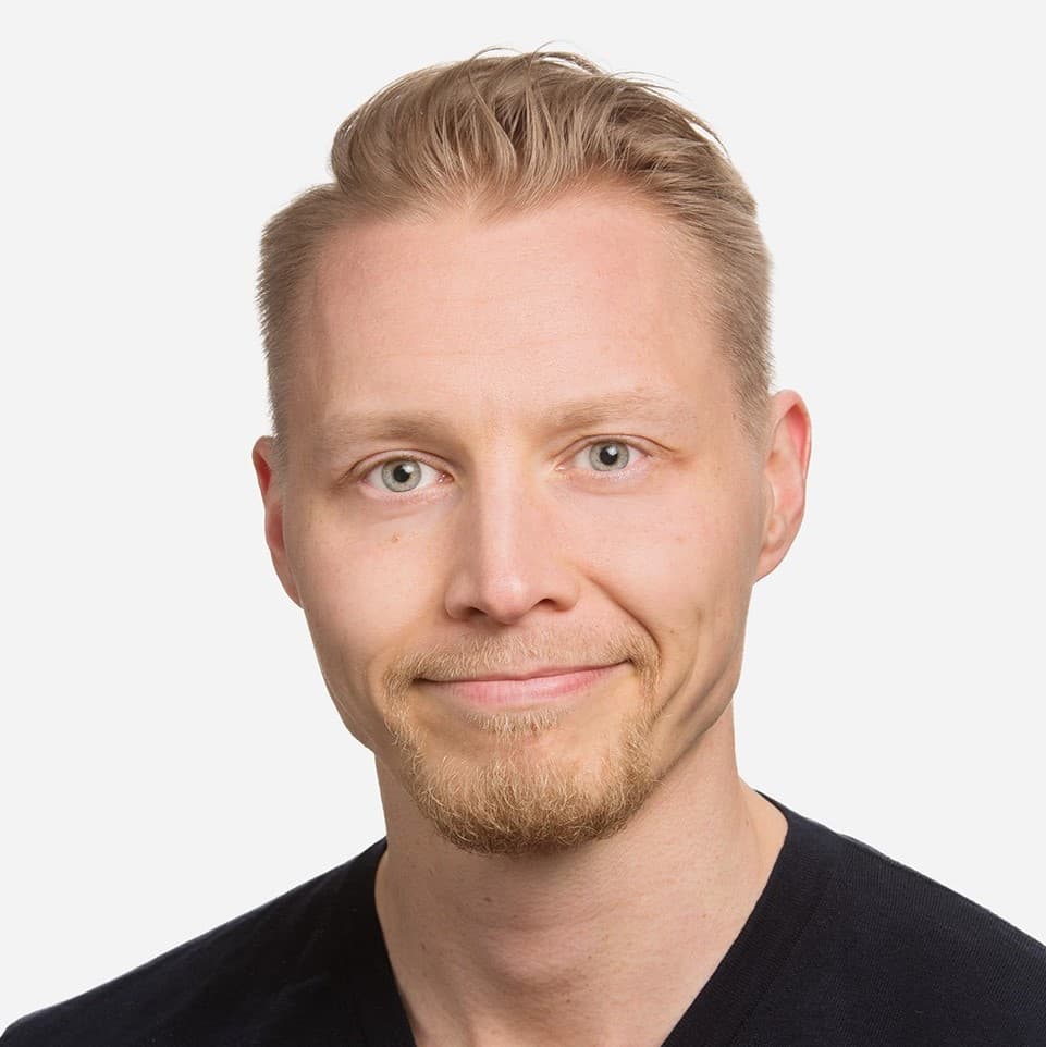 Lauri Flöjt  — Pihlajalinna