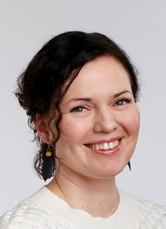 Minna Mäkikyrö  — Pihlajalinna