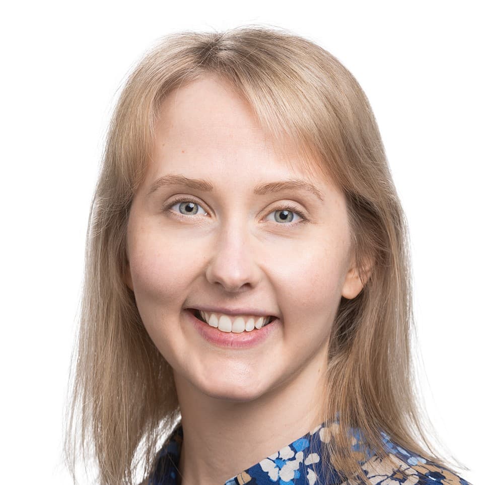 Veera Nikkola Lääketieteen tohtori — Pihlajalinna