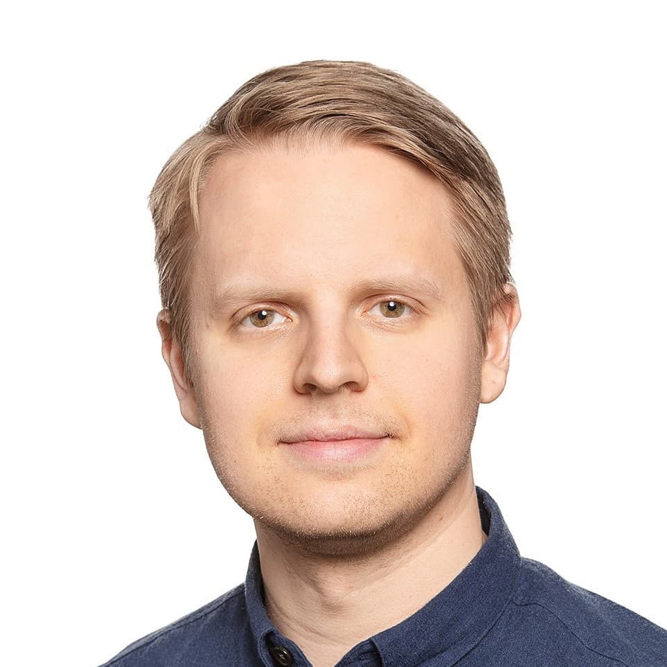 Lauri Nyrhi Lääketieteen tohtori — Pihlajalinna