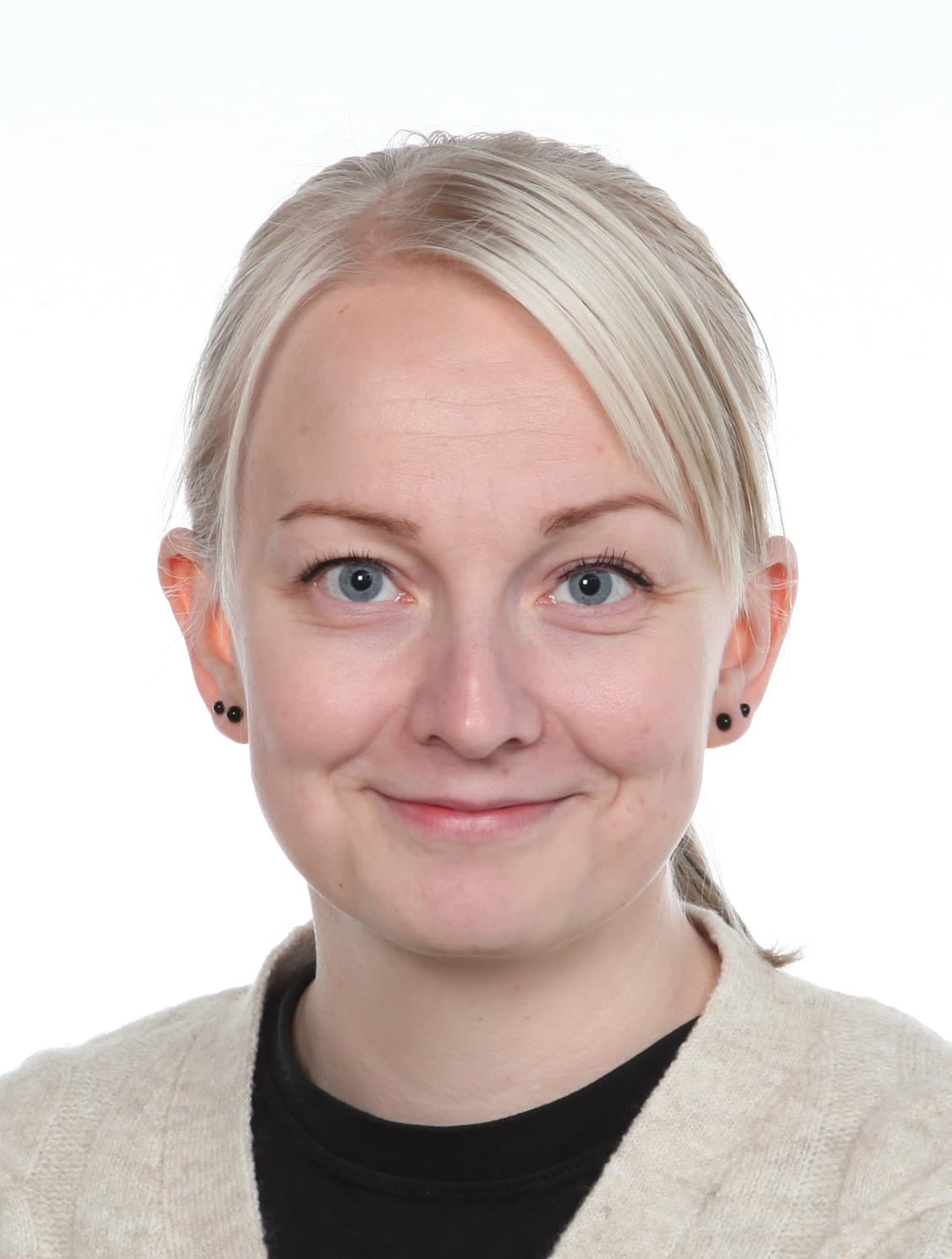 Asta Hietala — Pihlajalinna