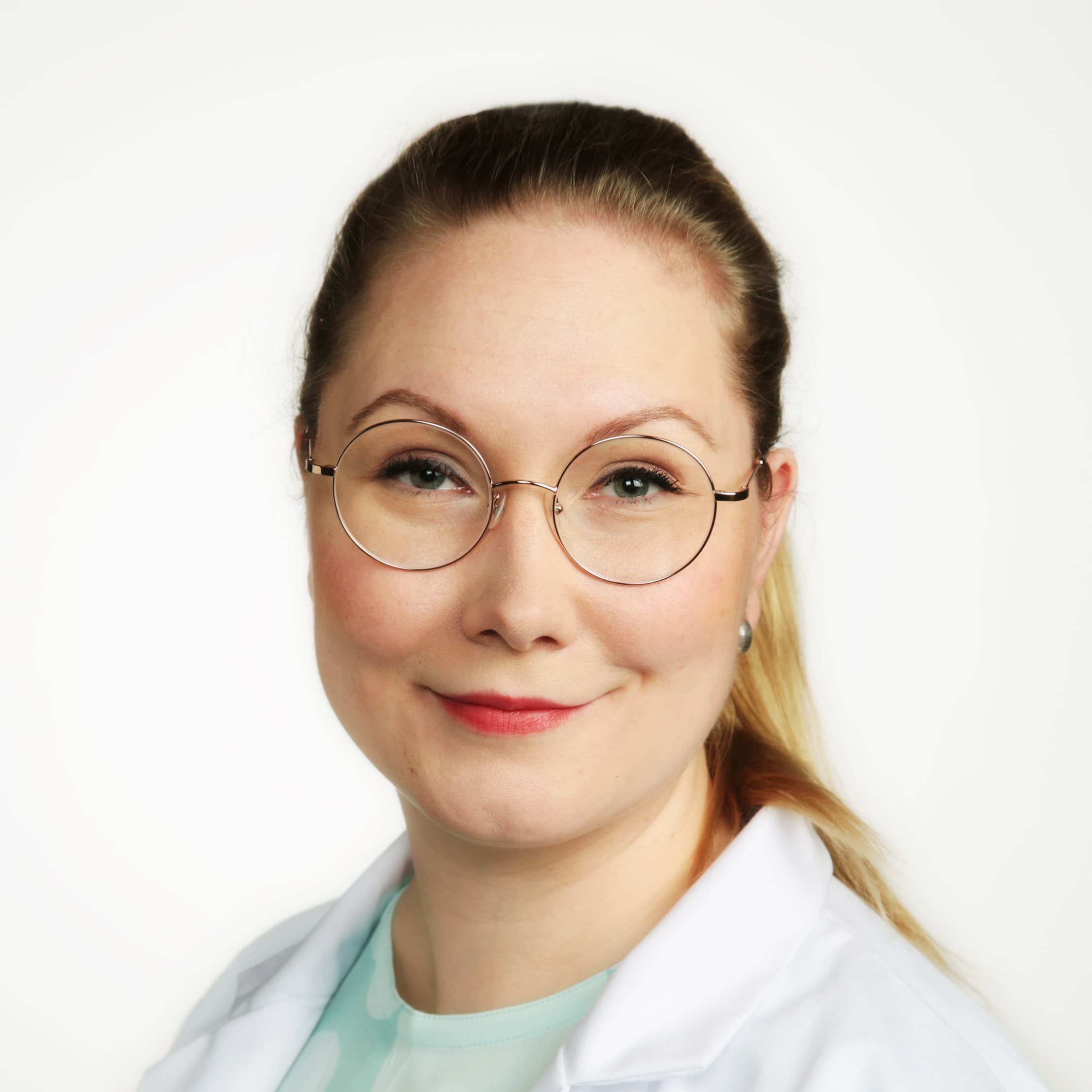 Salla Haimakainen  — Pihlajalinna