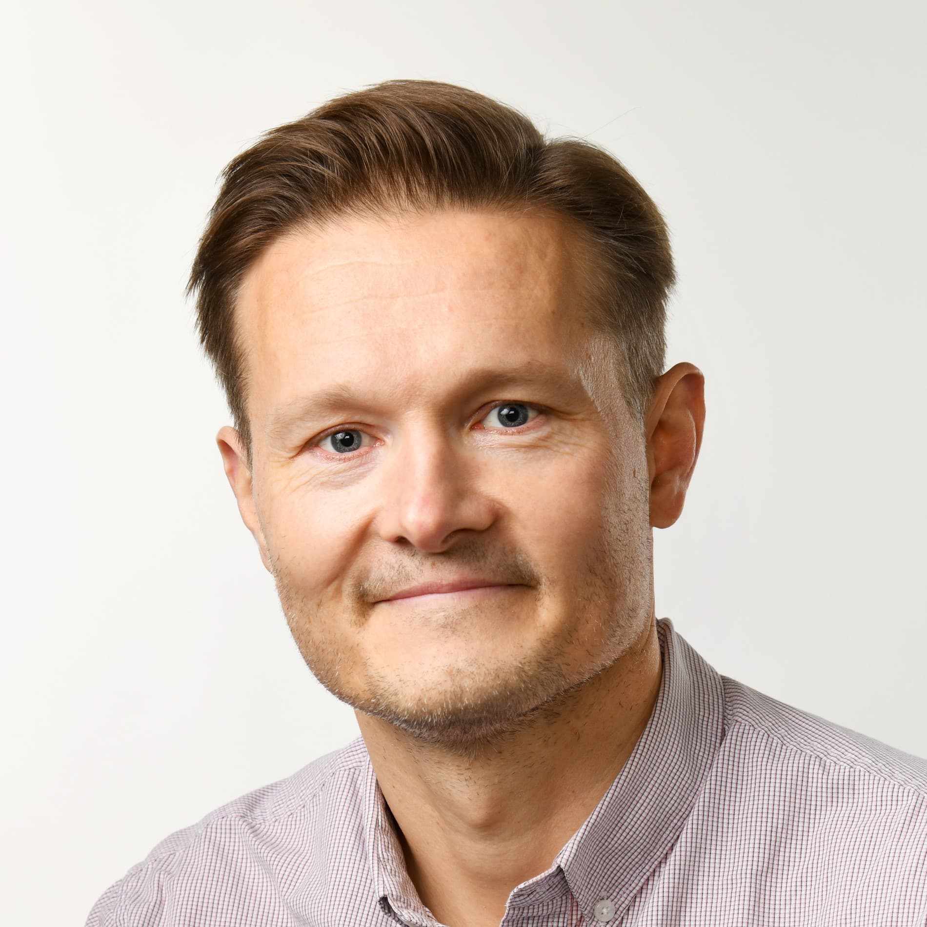 Tomi Sippola — Pihlajalinna