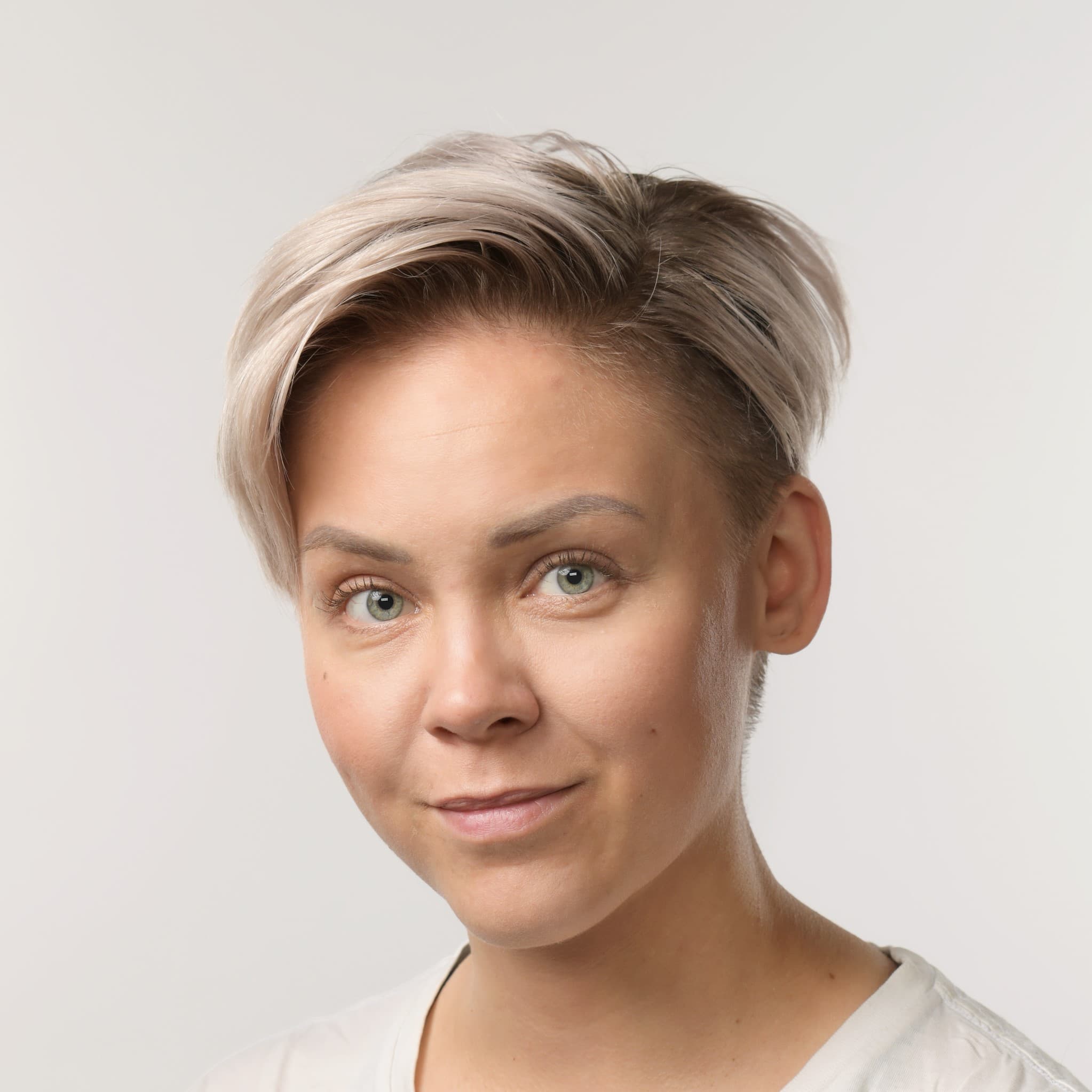 Soila Järvenpää Lääketieteen tohtori — Pihlajalinna