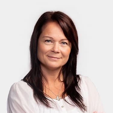 Pia Pesonen  — Pihlajalinna