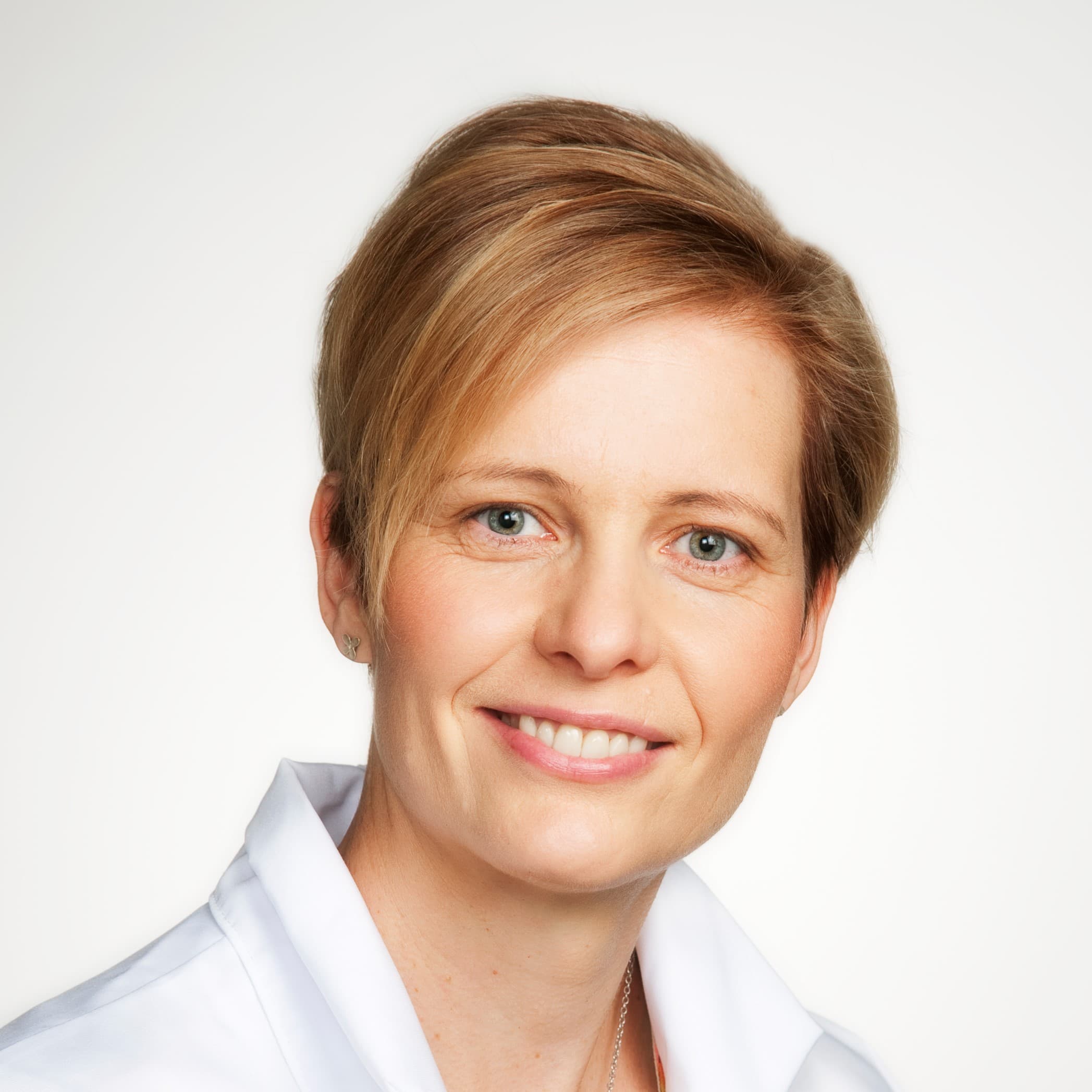 Katja Erkkilä  — Pihlajalinna