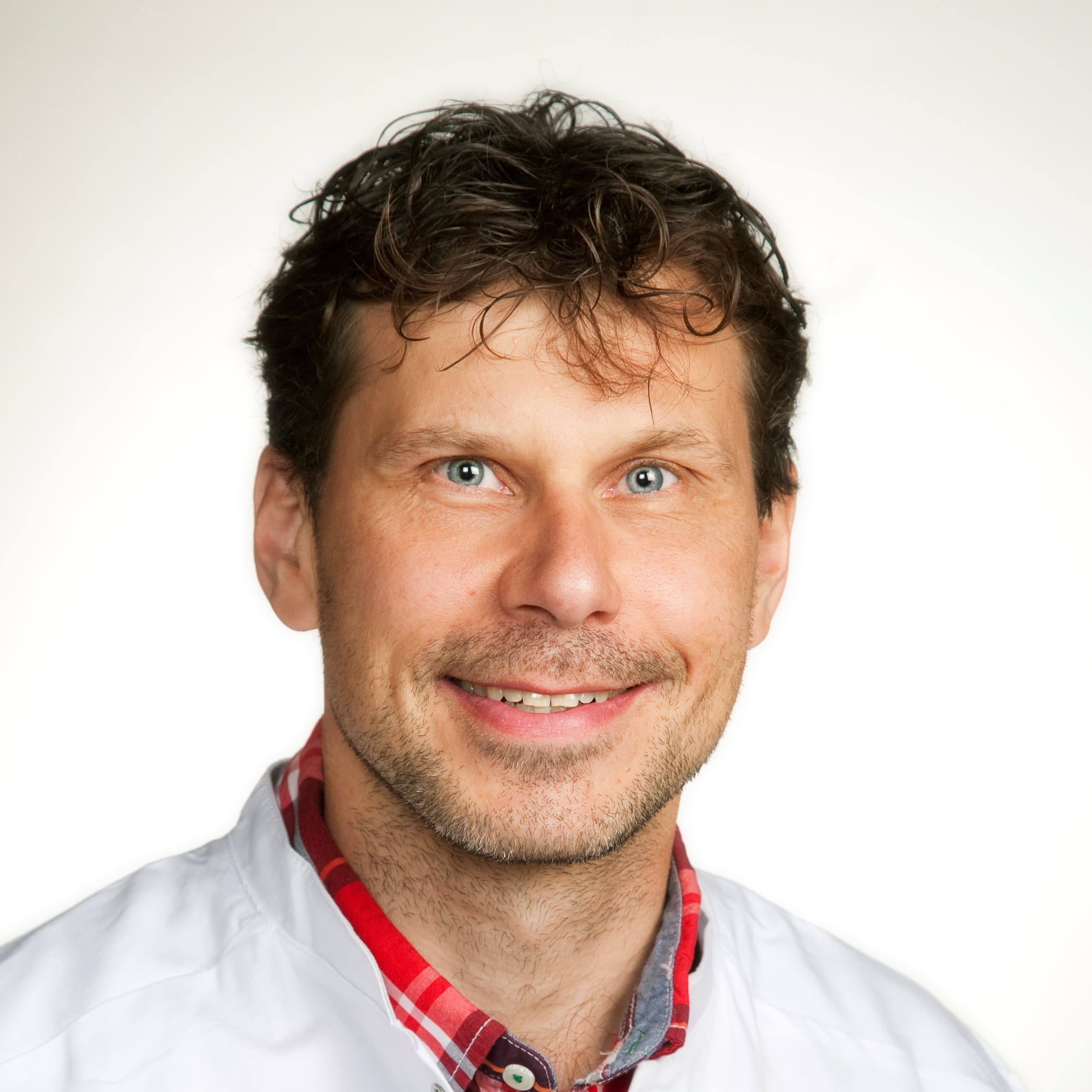 Pekka Tiura  — Pihlajalinna