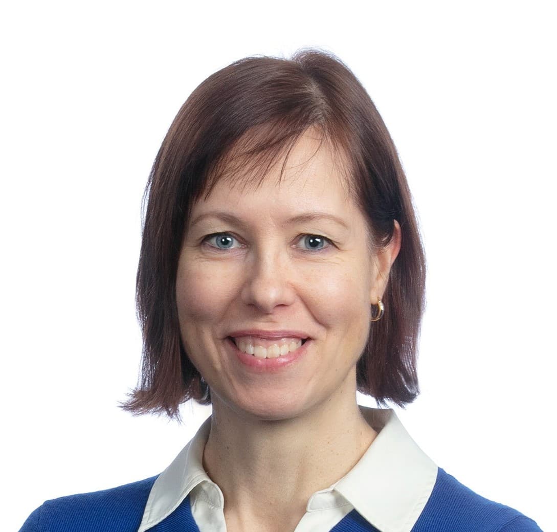 Heli Silvennoinen Lääketieteen tohtori — Pihlajalinna