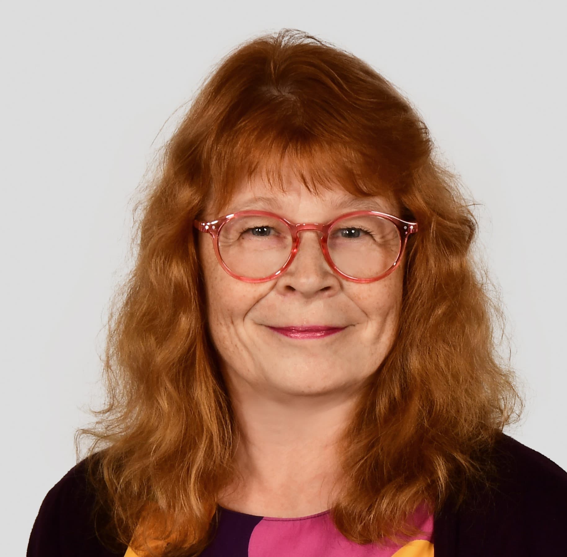 Teija Kasteenpohja  — Pihlajalinna