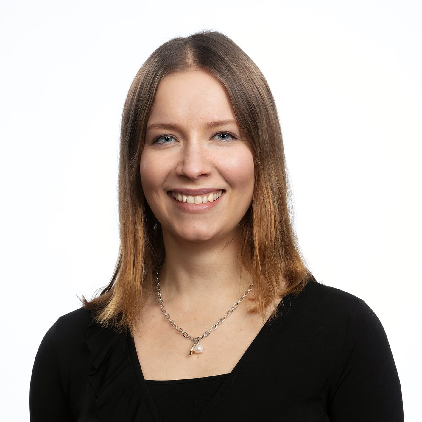 Nelly Palola  — Pihlajalinna