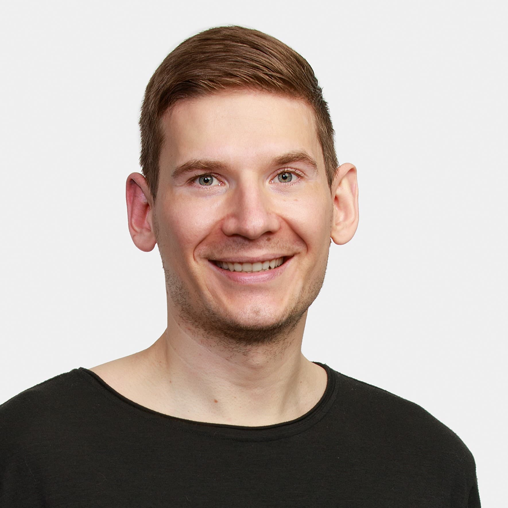 Harri Karvonen  — Pihlajalinna