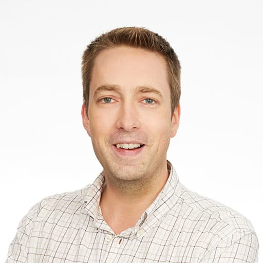 Alexander Salava, Lääketieteen tohtori, Dosentti — Pihlajalinna