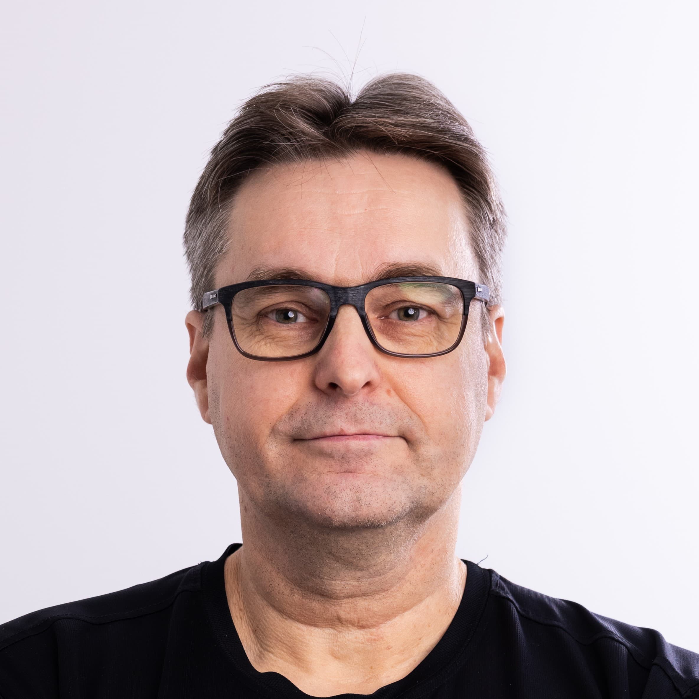 Vesa Aherto  — Pihlajalinna