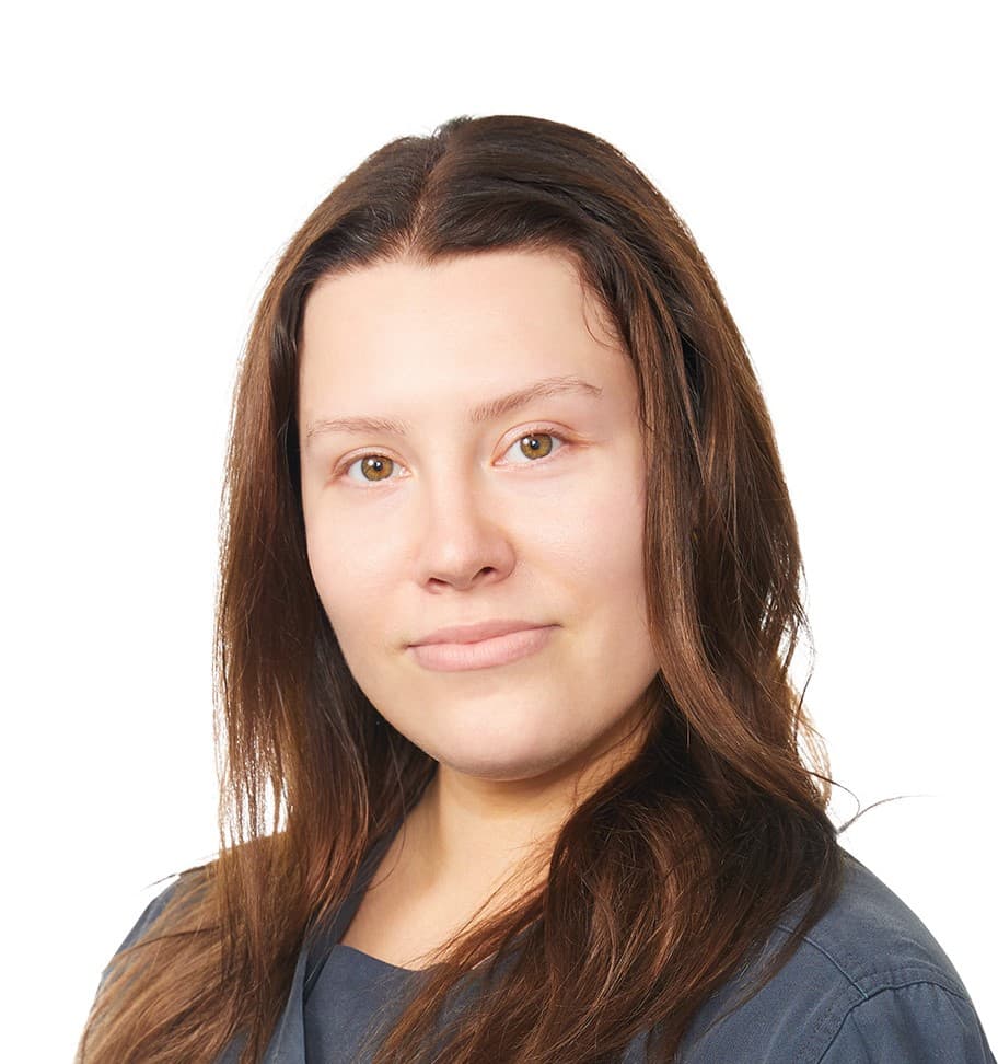 Veera Syrjäniemi — Pihlajalinna