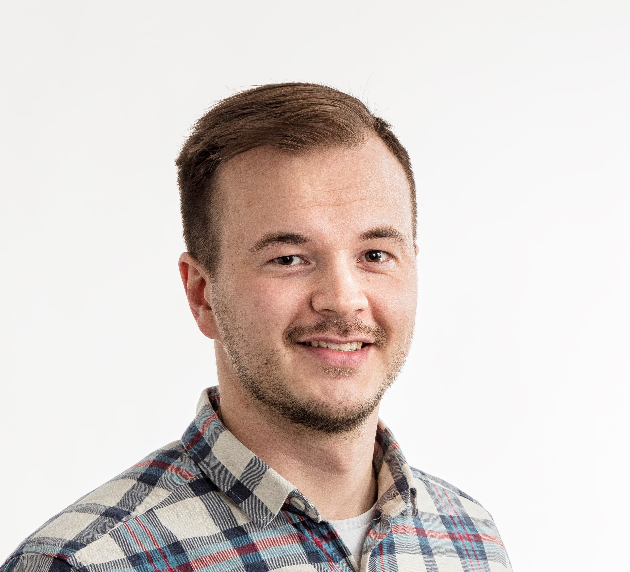 Kalle Vitri — Pihlajalinna