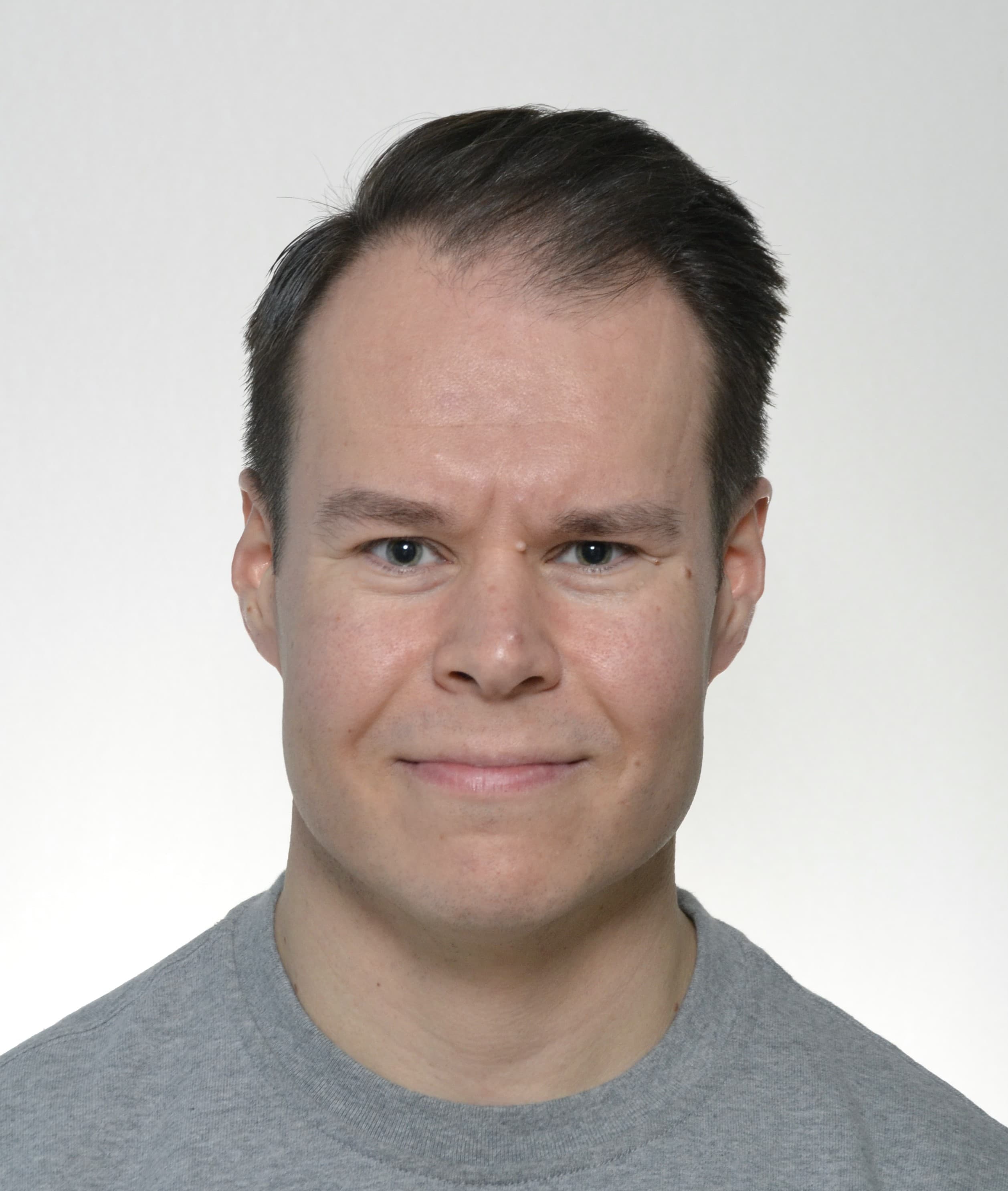 Panu Oksanen Lääketieteen lisensiaatti — Pihlajalinna