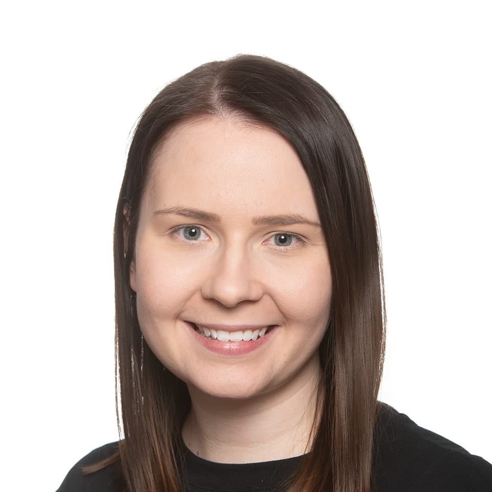 Annu Arttonen — Pihlajalinna