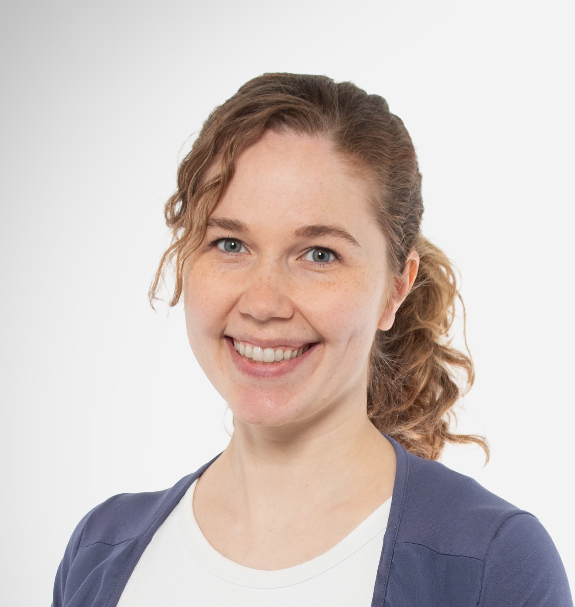 Anni Kottonen, Lääketieteen lisensiaatti — Pihlajalinna